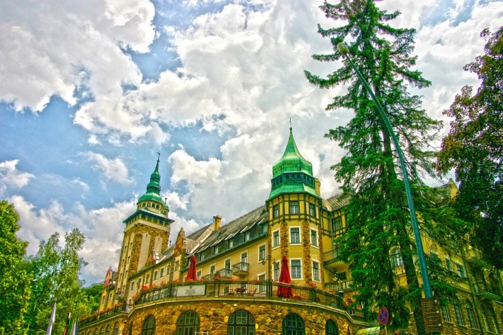 Лиллафюред, Венгрия