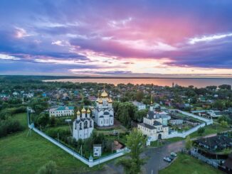 Никольский монастырь в Переславль-Залесском нужно посмотреть в первую очередь
