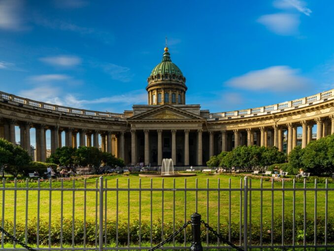 В Казанский собор СПб стоит сходить с ребенком!