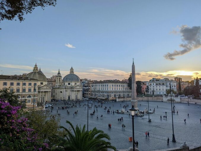 Piazza del Popolo - the main square of Rome