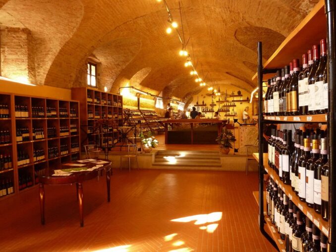 Wine from Italy is a great gift for friends