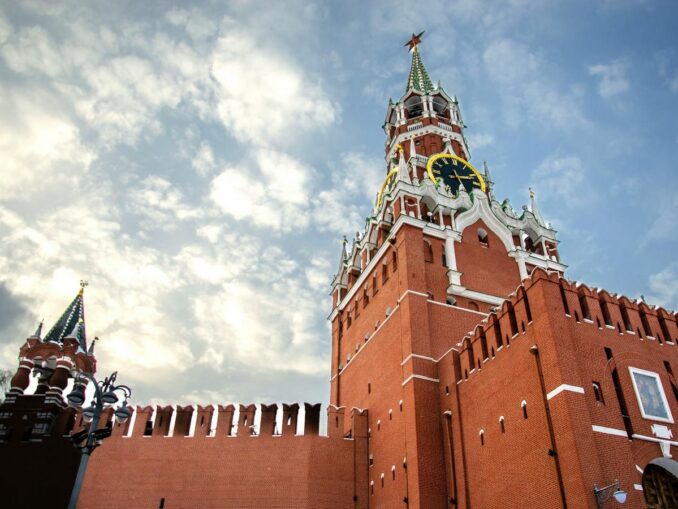 Спасская башня Московского кремля