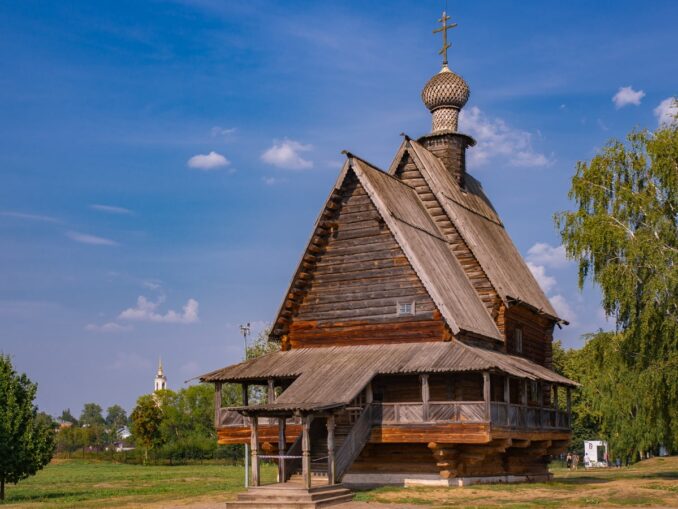 Никольская церковь - одна из главных достопримечательностей Суздаля