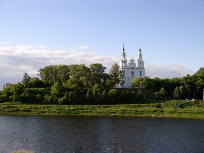 Софийский собор в Полоцке - одна из главных достопримечательностей Беларуси