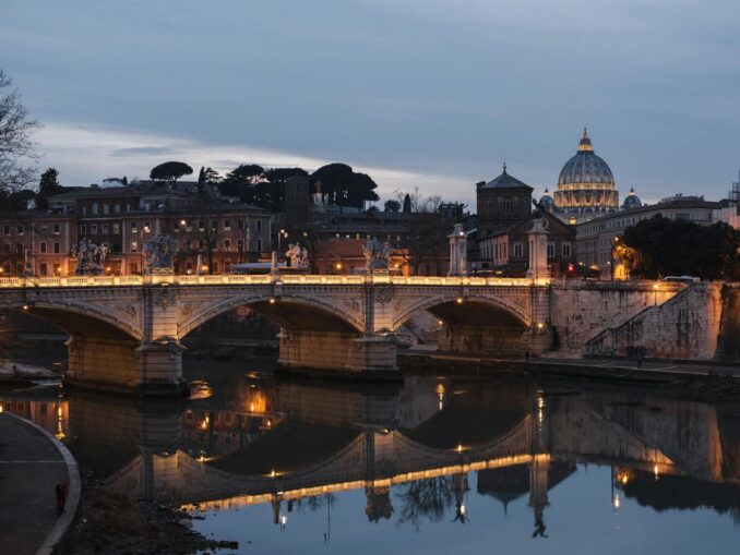 It's worth going on excursions to Rome in February